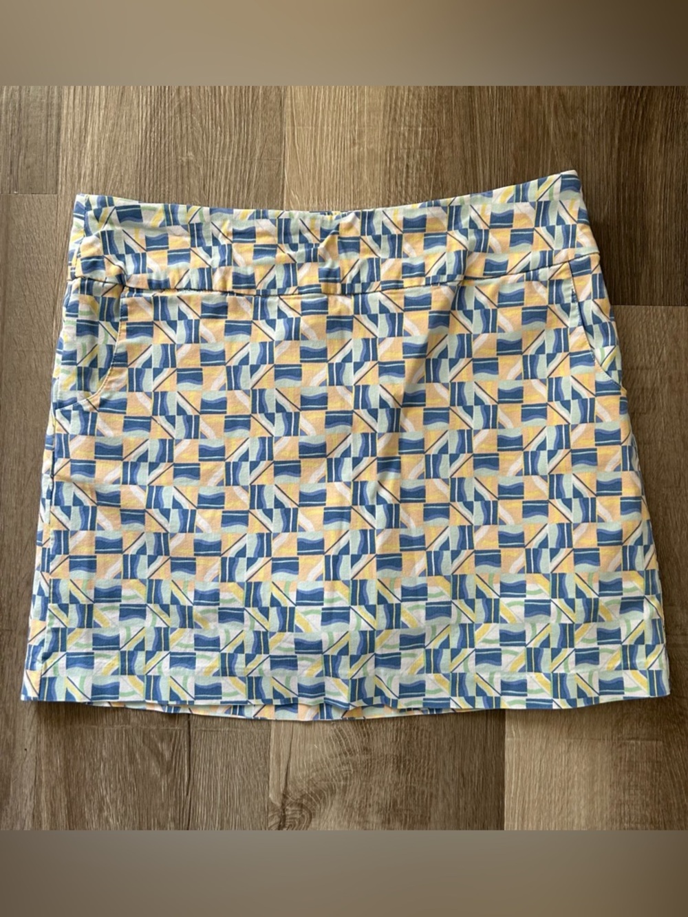 Eight Clovers Yellow / Blue Checkered Pull-On Skort w/ Matching Shorts - size 10